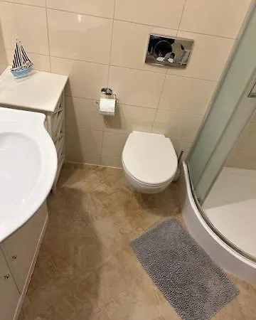 Apartamenty I Pokoje Sosnowa 4 Debki