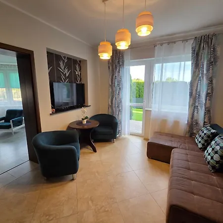 Apartamenty I Pokoje Sosnowa 4 Debki