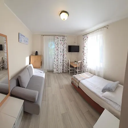 I Sosnowa 4 Проживание в семье *