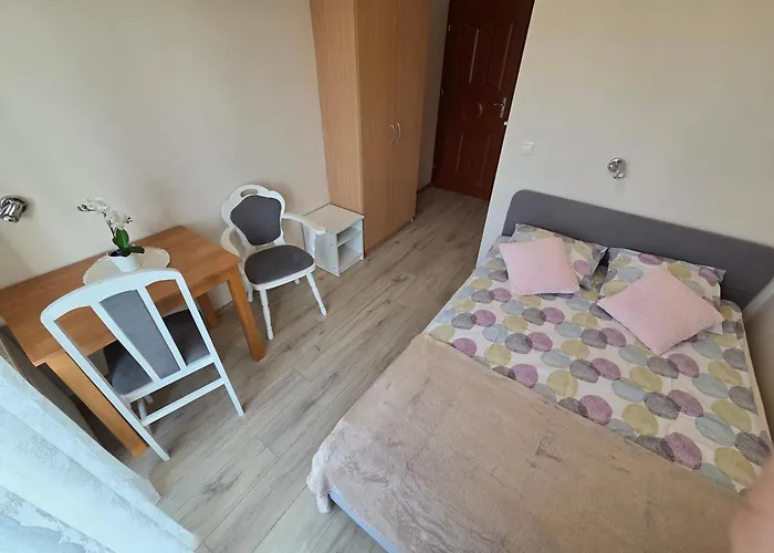 I Sosnowa 4 دمبكي